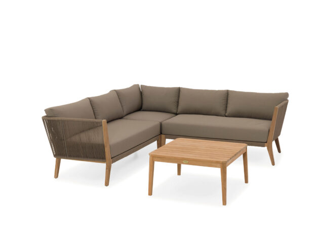 Rohová pohovka z dreva s béžovými poduškami